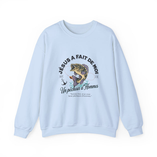 Sweat-shirt bleu clair pour homme avec une illustration de poisson et un texte religieux.