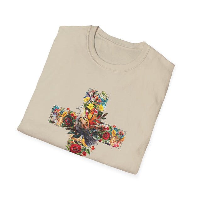 T-shirt beige pour femme orné d'une croix fleurie avec une colombe en son centre.