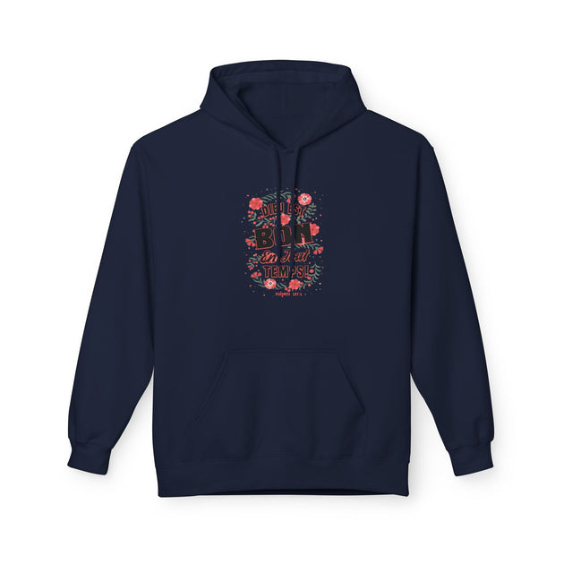 Sweat à capuche bleu marine pour femme avec un motif floral et le texte Dieu est bon en tout temps.