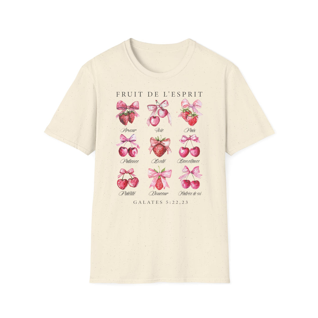 T-shirt beige en coton orné d'illustrations aquarelles de fruits et de rubans avec texte.