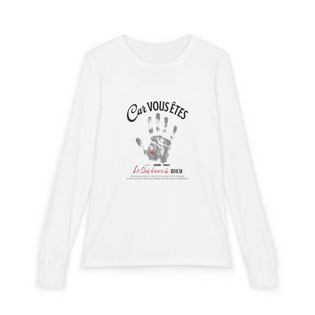 T-shirt blanc à manches longues pour enfant avec une empreinte de main et un texte religieux.