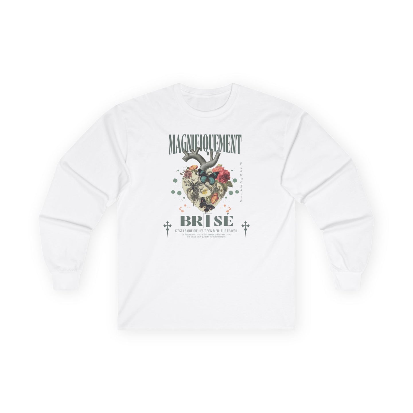 T-shirt blanc à manches longues avec un motif de cœur anatomique floral et des inscriptions.