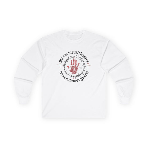 T-shirt blanc à manches longues avec un motif religieux centré représentant une main et des épines.