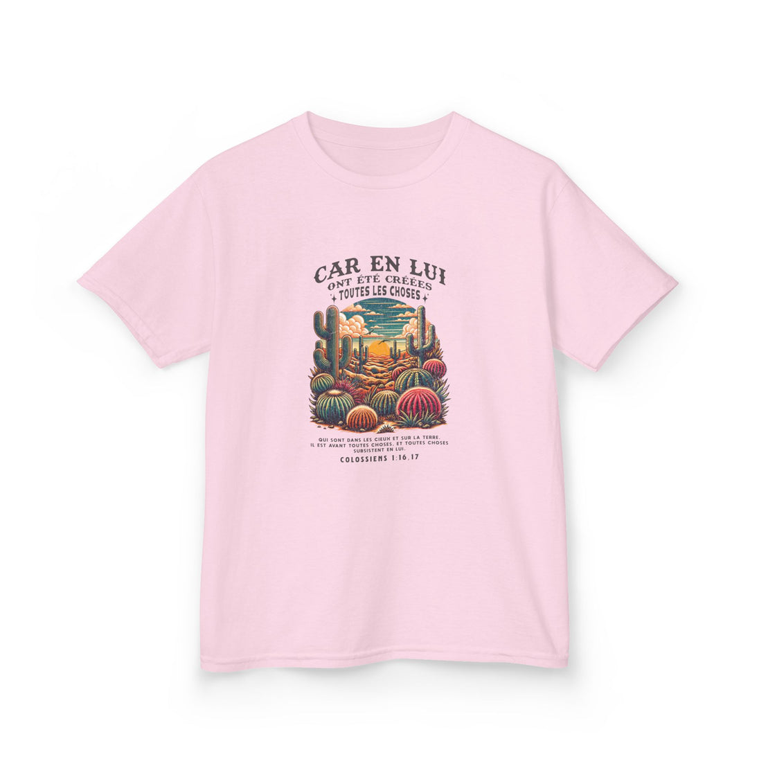 T-shirt rose pour enfant avec une illustration de désert et un texte biblique en français.