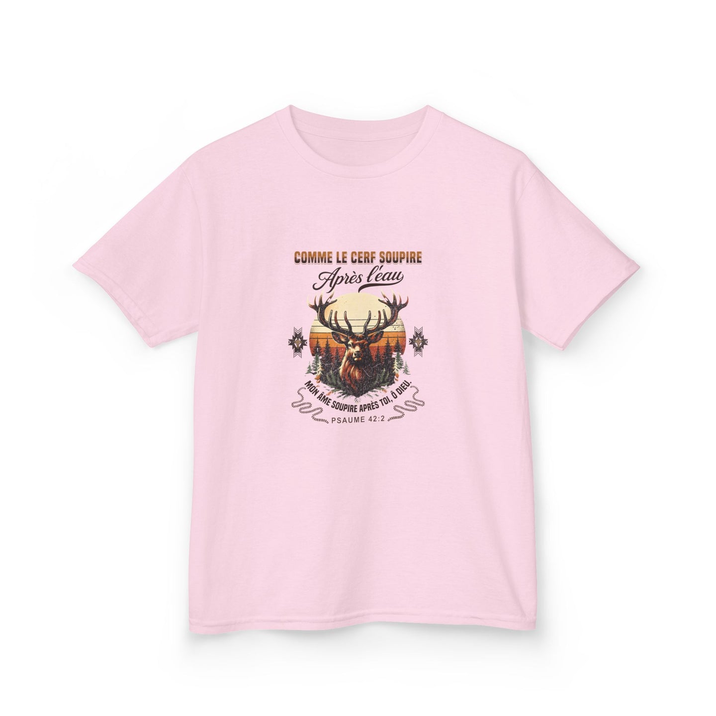 T-shirt rose pour enfant avec une illustration de cerf et le texte biblique du Psaume 42.