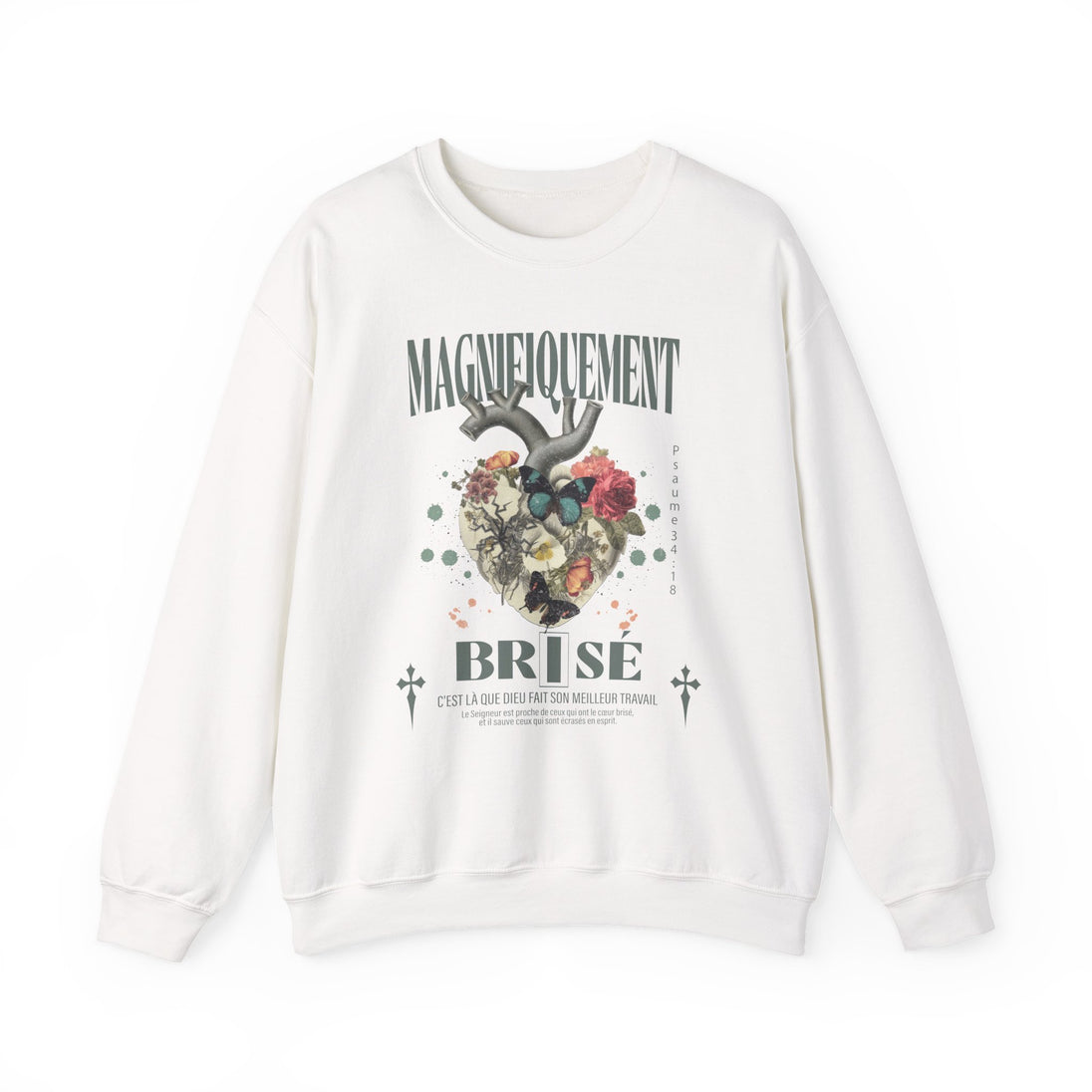 Sweat-shirt blanc à col rond avec une illustration de cœur floral et un texte religieux.