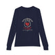 T-shirt bleu marine à manches longues pour enfant avec un motif chrétien centré sur la poitrine.