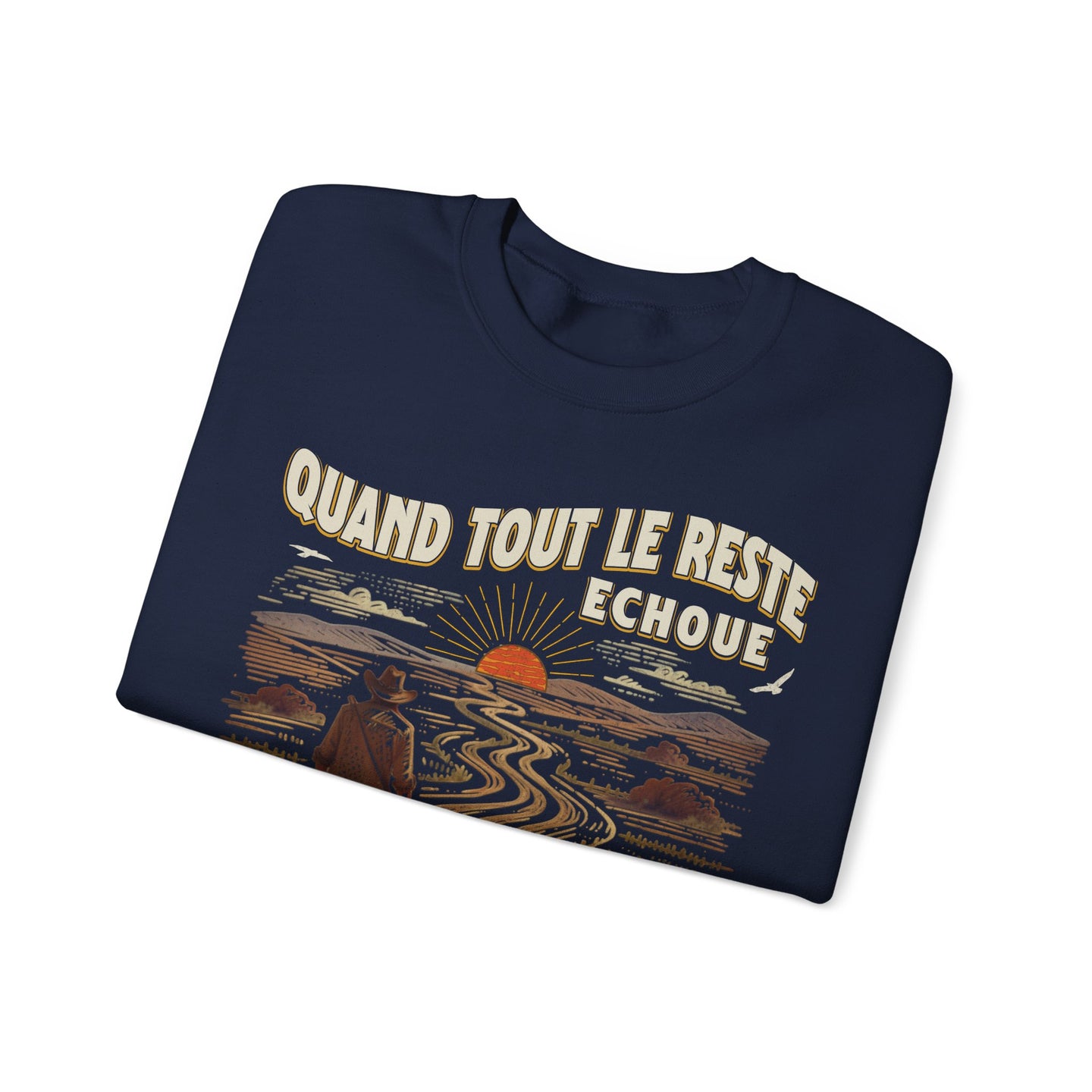 Sweat-shirt bleu marine plié avec une illustration de cowboy face au soleil et le texte imprimé.