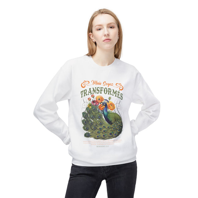 Sweatshirt blanc femme avec motif paon et texte biblique Mais Soyez Transformés.