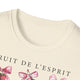 T-shirt beige chiné à col rond avec l'inscription Fruit de l'Esprit et des motifs de cerises.