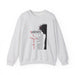 Sweat-shirt gris chiné pour femme avec une illustration de Jésus et des inscriptions religieuses.