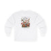 T-shirt blanc à manches longues pour femme avec un motif floral et des papillons imprimé au centre.
