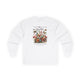 T-shirt blanc à manches longues pour femme avec un motif floral et des papillons imprimé au centre.