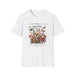 T-shirt blanc pour femme orné d'un bouquet de fleurs colorées, de papillons et d'un verset biblique.