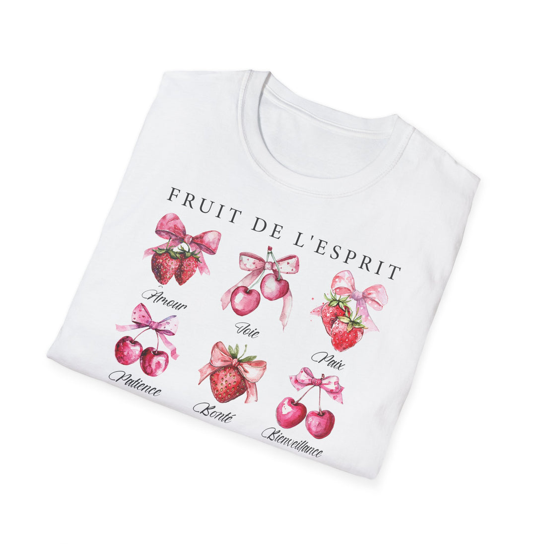T-shirt blanc pour femme orné d'illustrations aquarelles de fruits et de nœuds roses.
