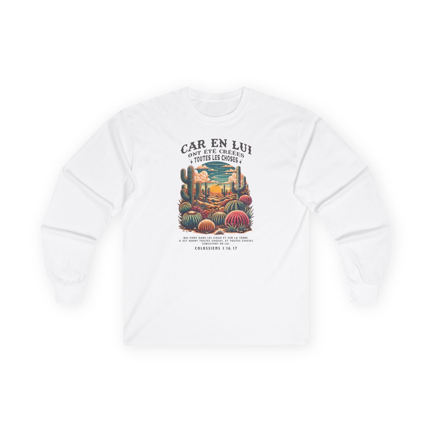T-shirt blanc à manches longues pour femme avec une illustration de désert et un texte biblique.