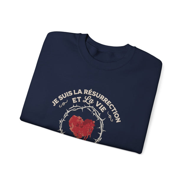 Sweat-shirt bleu marine pour femme avec un cœur couronné d'épines et l'inscription religieuse.