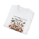 T-shirt blanc pour femme orné d'un motif floral coloré avec des papillons et une inscription.